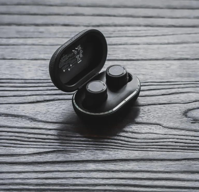 earbuds in pairing mode