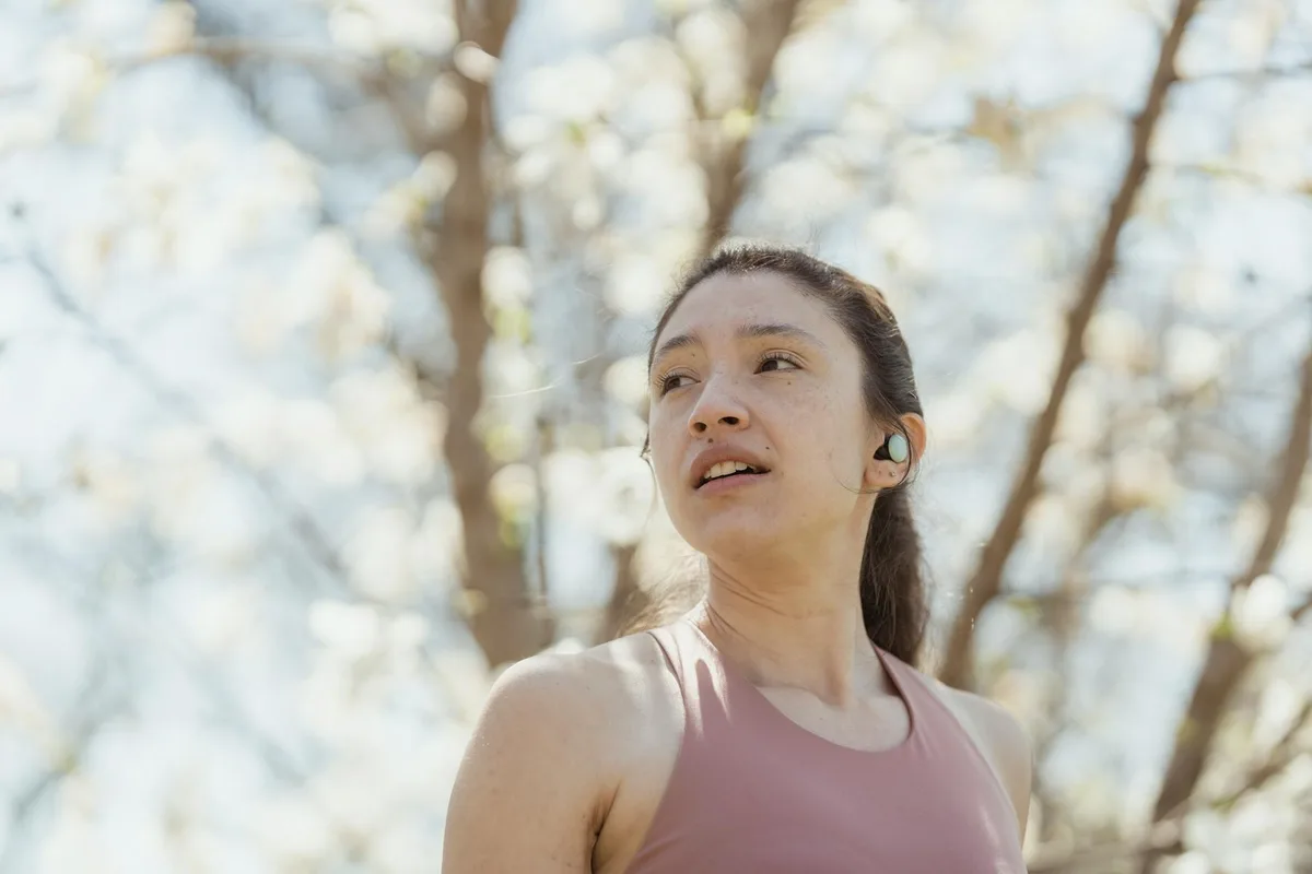 earbuds secure fit example