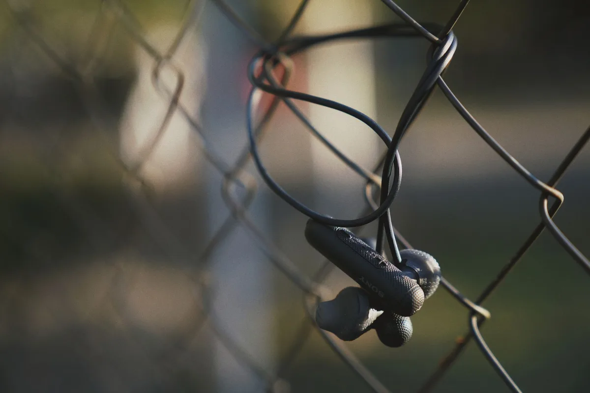 wired vs wireless earbuds