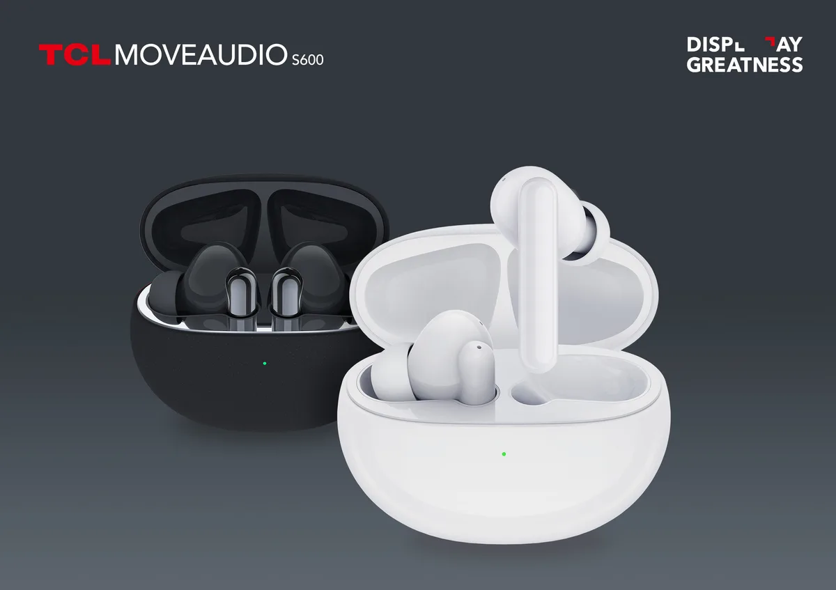 loudest earphones side-by-side comparison